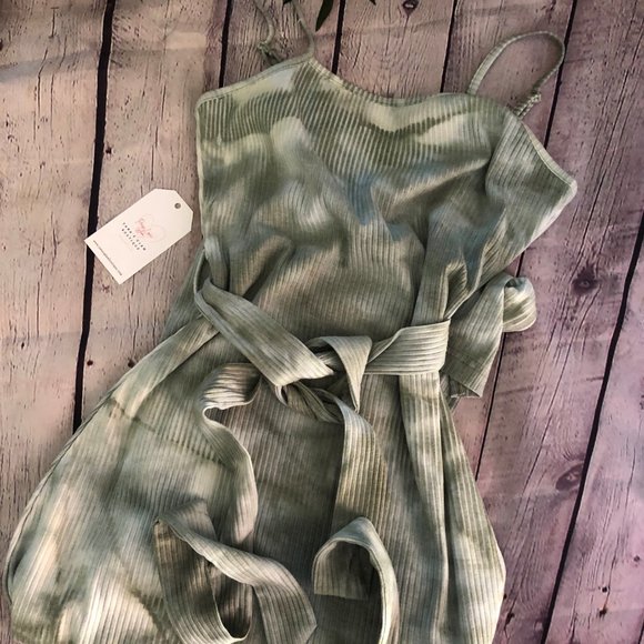 Sage Boho Chic Knit Dress - Picture 5 of 5